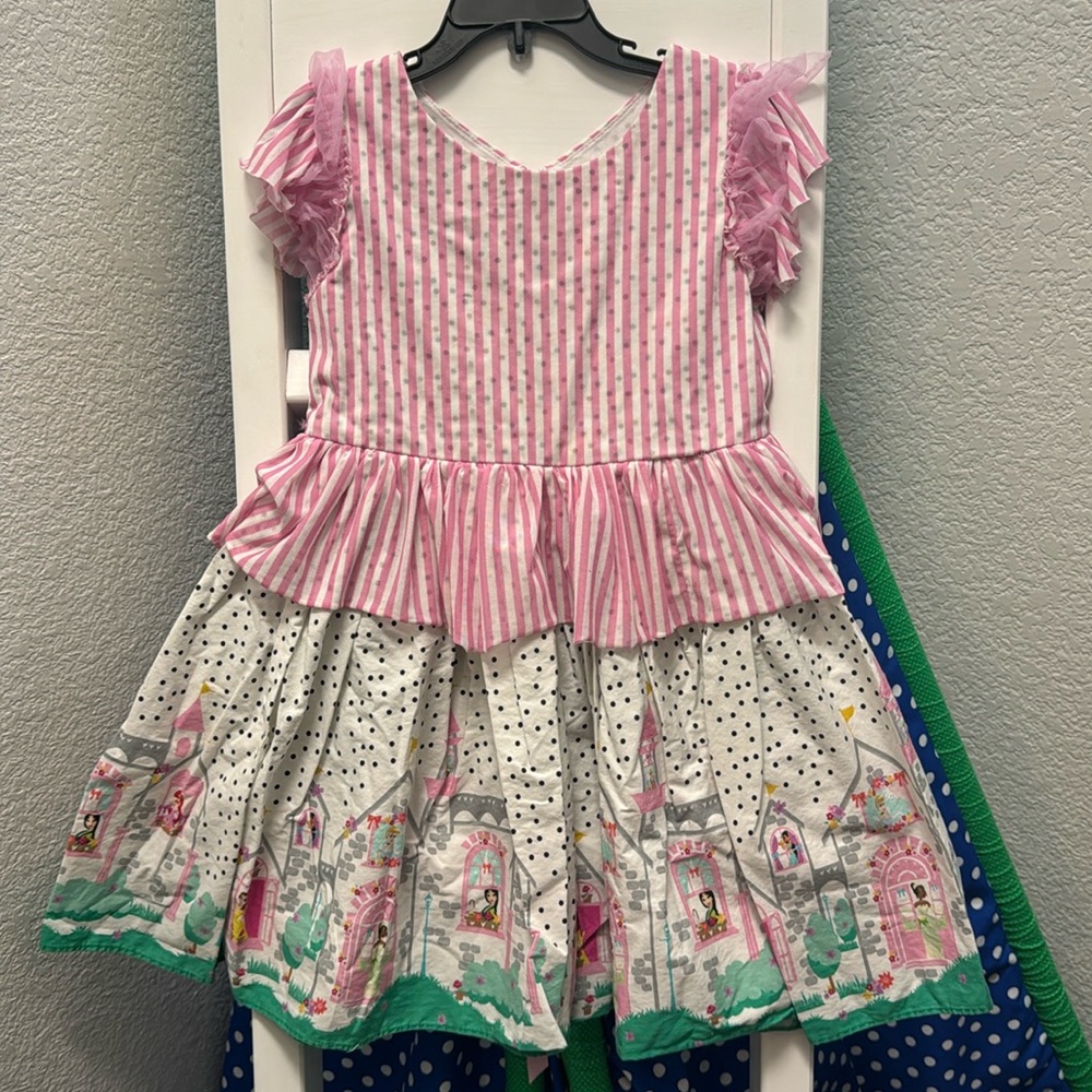 Disney pippa & Julie dress. Pink stripe, poke a dots. Has princesses, WDW